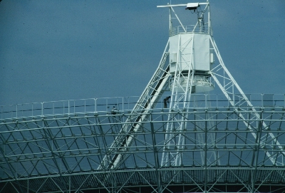 Workers on Effelsberg dish
